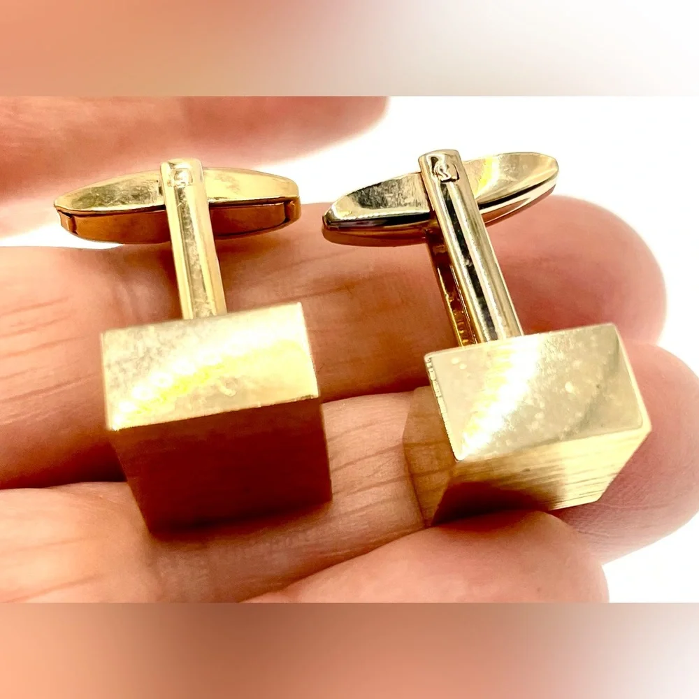 3 for $30 Vintage Sarah Coventry Daytona 500 Cufflinks Gold Tone Cubed